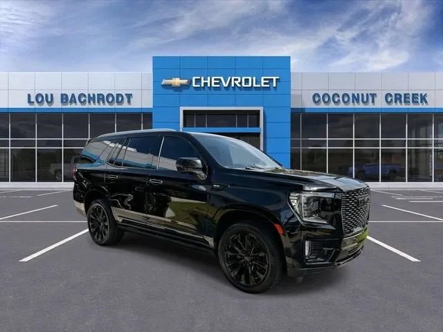2021 GMC Yukon Denali photo 2