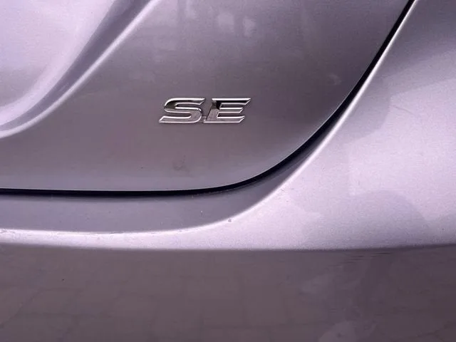 2024 Toyota Camry SE photo 38