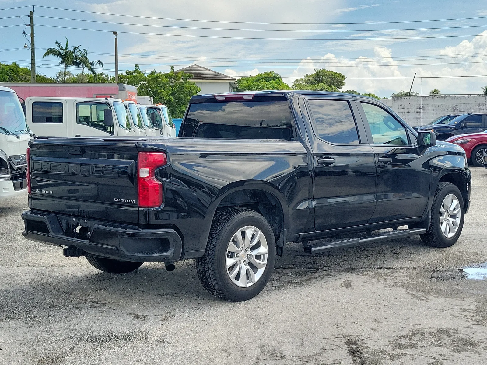 2025 Chevrolet Silverado 1500 Custom photo 5