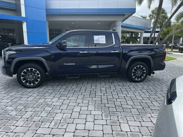 2022 Toyota Tundra 4WD Limited photo 33