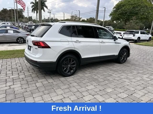 2022 Volkswagen Tiguan SE photo 25