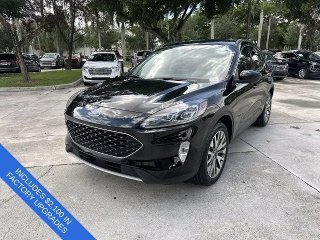 2021 Ford Escape Titanium photo 20