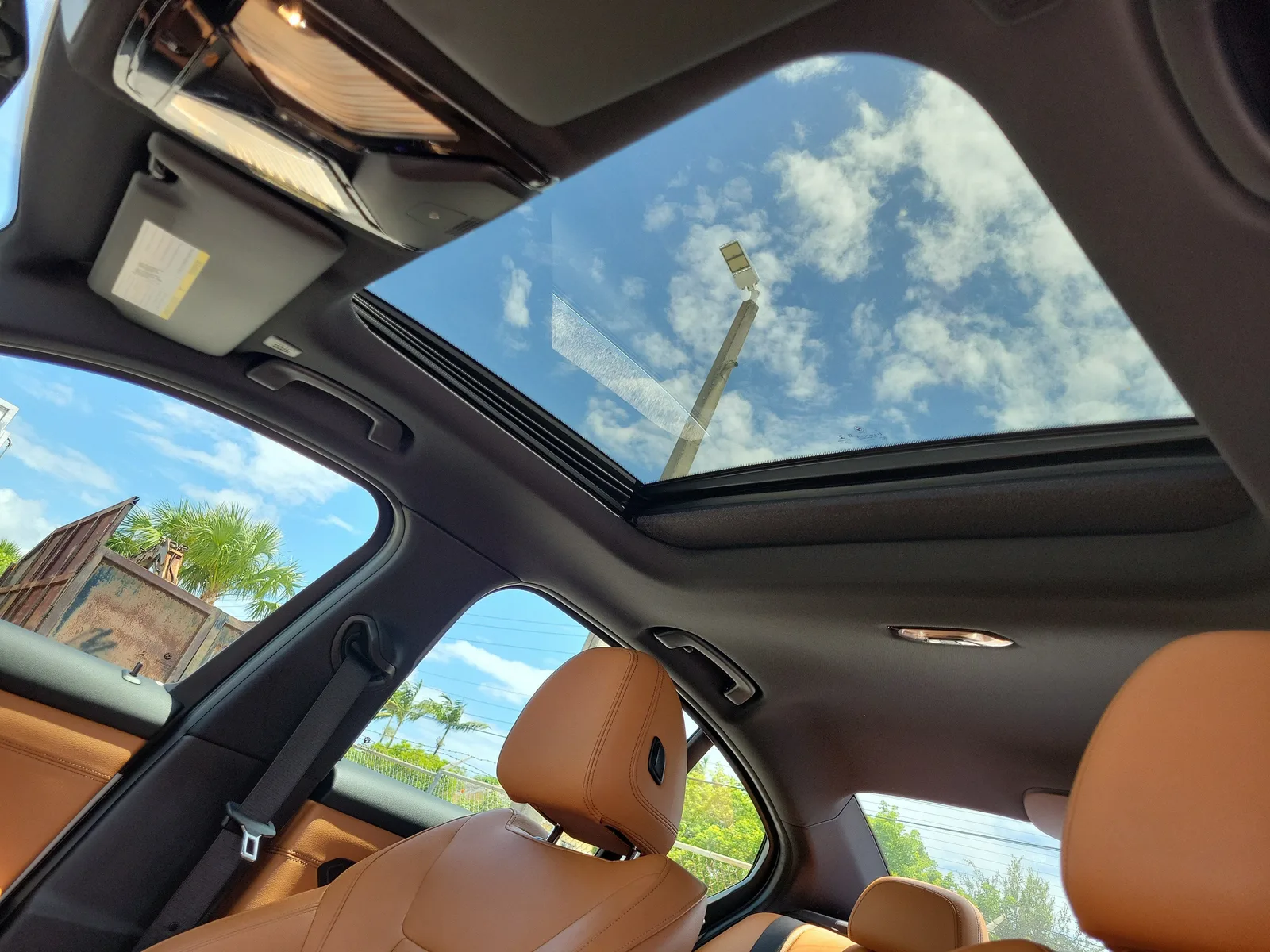 2020 BMW 3 Series 330i photo 24