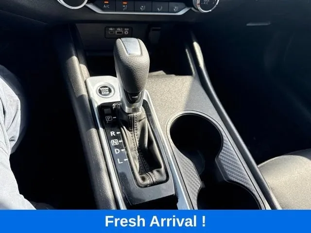 2025 Nissan Altima SV photo 8