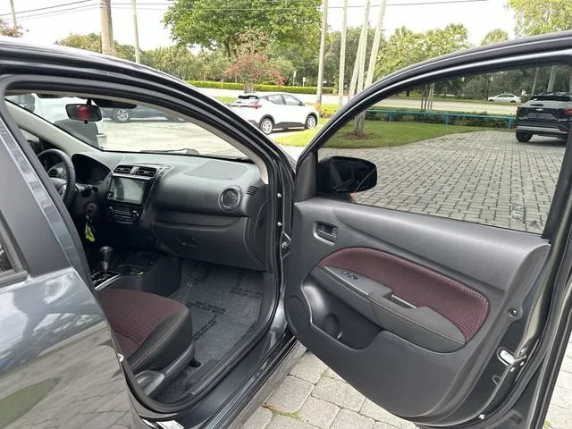 2024 Mitsubishi Mirage G4 ES photo 23