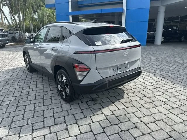 2025 Hyundai Kona SEL photo 33