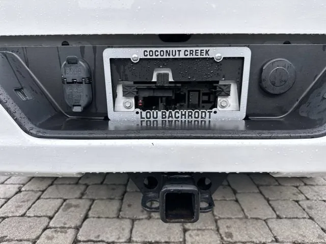2023 Chevrolet Silverado 1500 RST photo 13