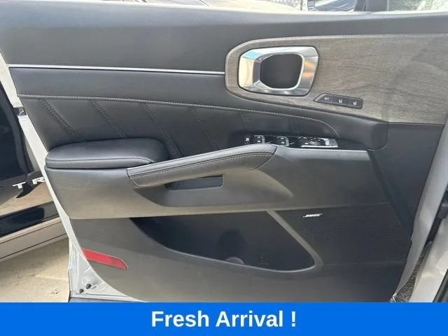 2023 Kia Sorento X-Line SX Prestige photo 13