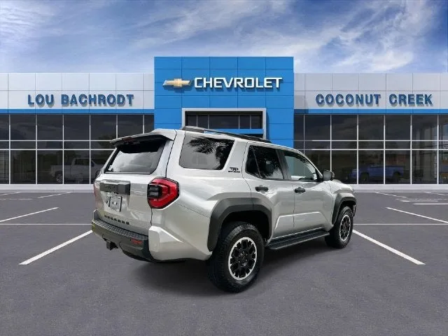 2025 Toyota 4Runner SR5 photo 8