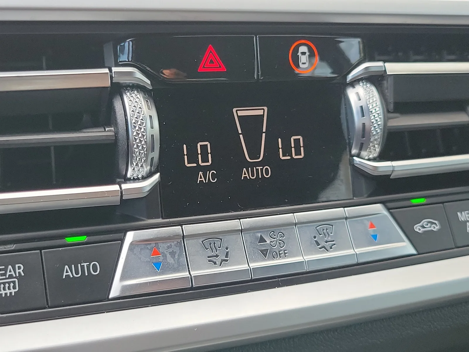 2020 BMW 3 Series 330i photo 30