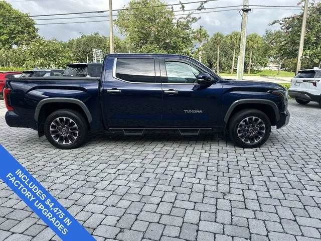 2022 Toyota Tundra 4WD Limited photo 14