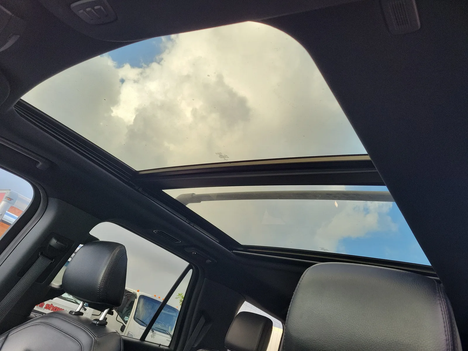 2021 Ford Expedition Limited photo 17