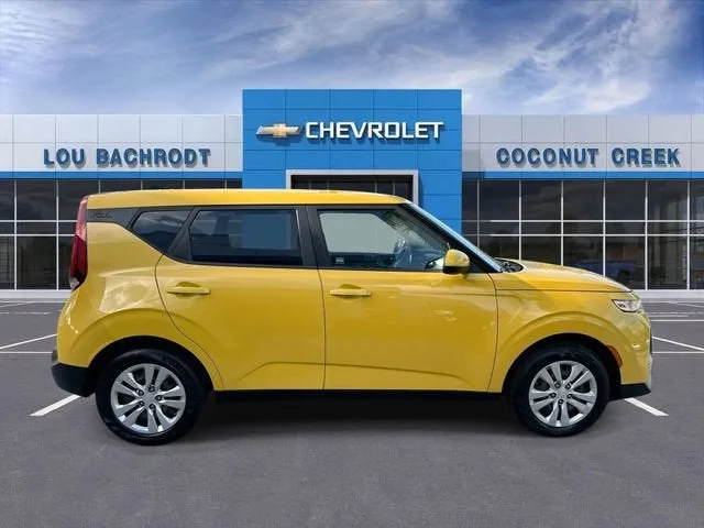 2020 Kia Soul LX photo 9