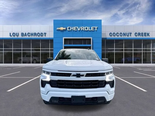2023 Chevrolet Silverado 1500 RST photo 3