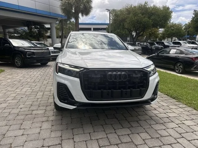2025 Audi Q7 Premium Plus photo 18