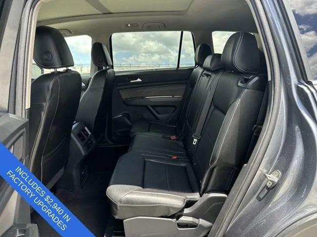 2022 Volkswagen Atlas 2.0T SE w/Technology photo 27