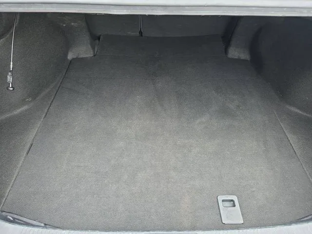 2023 Toyota Camry SE photo 11