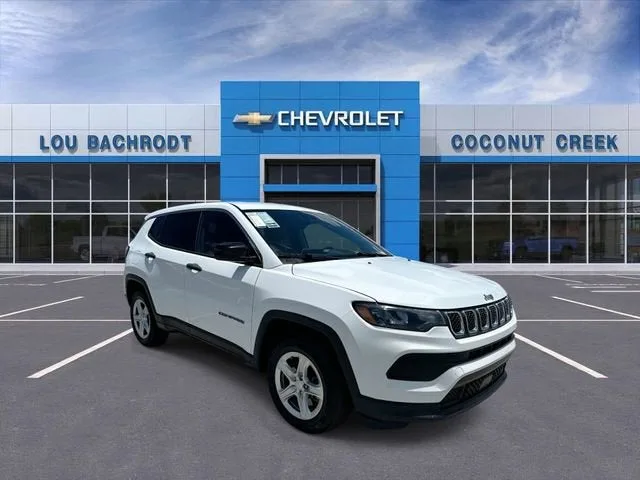 2023 Jeep Compass Sport photo 2