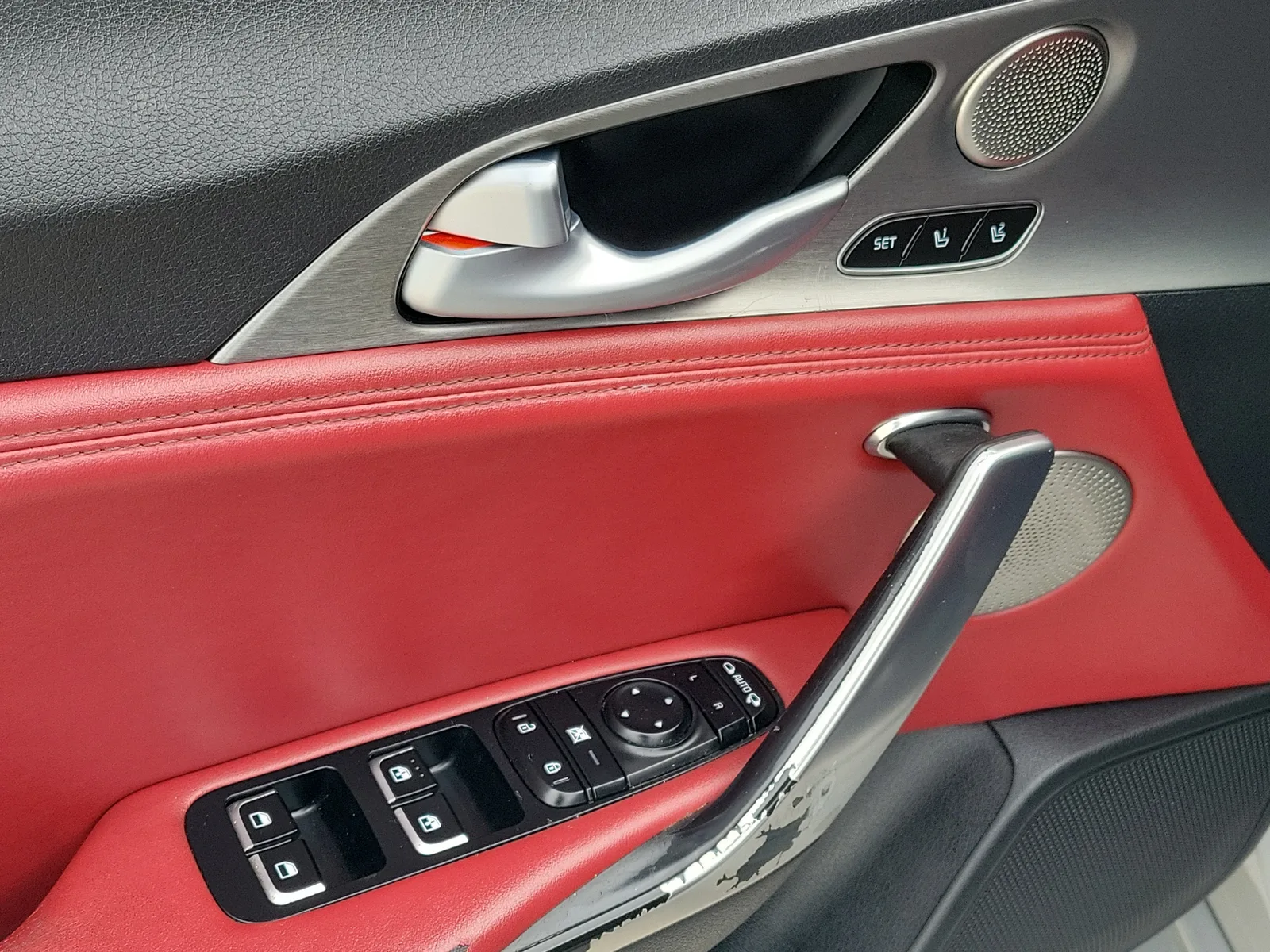 2020 Kia Stinger GT1 photo 24