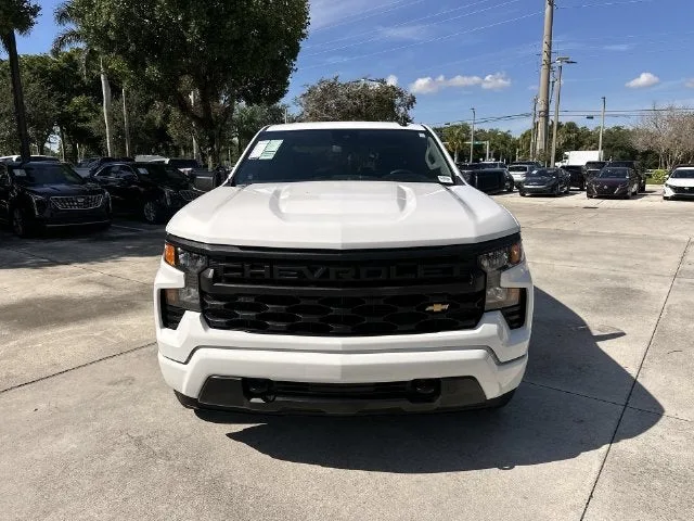2025 Chevrolet Silverado 1500 Custom photo 18