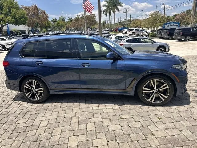 2021 BMW X7 xDrive40i photo 19