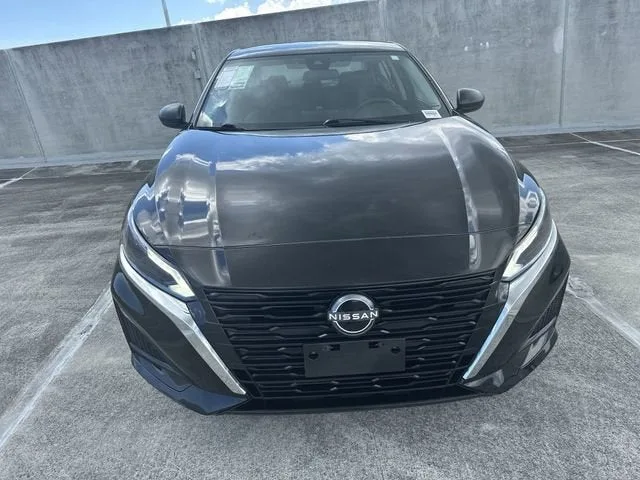 2024 Nissan Altima 2.5 SV photo 8