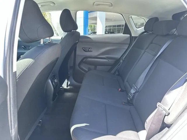 2025 Hyundai Kona SEL photo 27