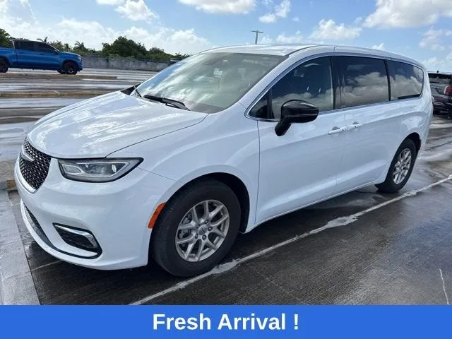 2024 Chrysler Pacifica