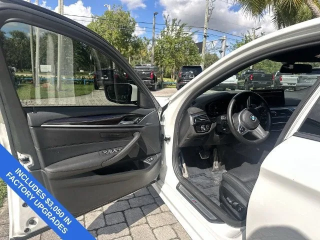 2023 BMW 5 Series 530i photo 22