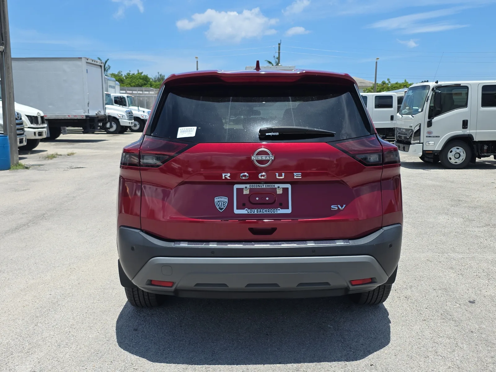 2023 Nissan Rogue SV photo 6
