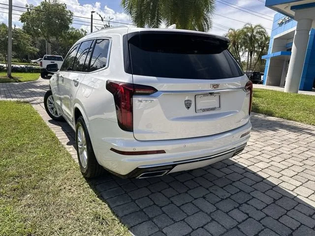 2024 Cadillac XT6 Luxury photo 12