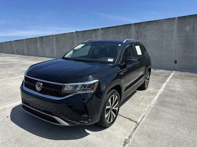 2024 Volkswagen Taos SE photo 19