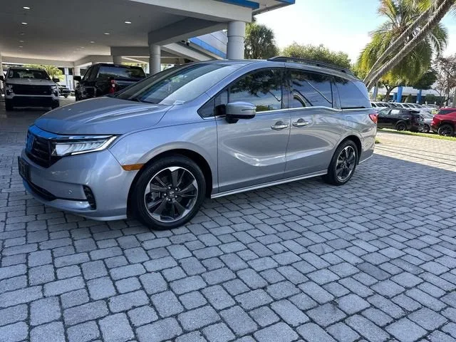 2024 Honda Odyssey Elite photo 31