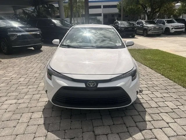 2024 Toyota Corolla LE photo 18