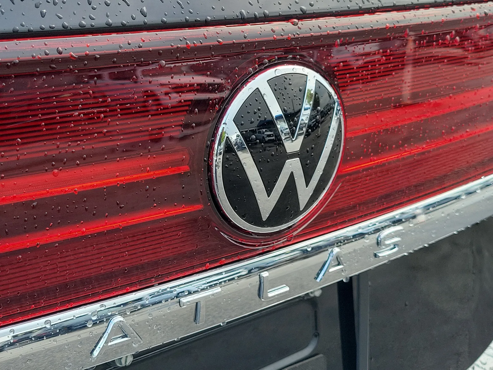 2024 Volkswagen Atlas 2.0T SE photo 10