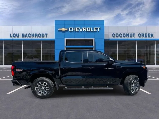 2024 Chevrolet Colorado Z71 photo 9