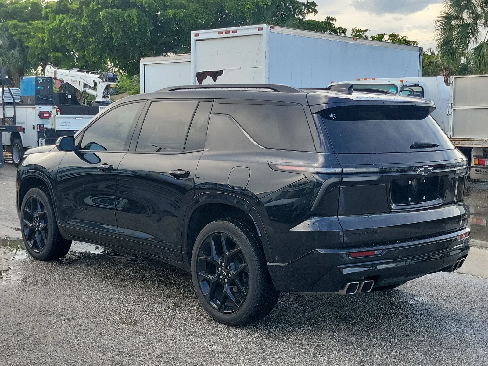 2024 Chevrolet Traverse RS photo 3