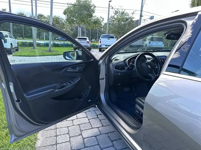 2024 Chevrolet Malibu 2LT photo 22