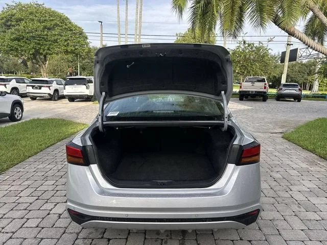 2024 Nissan Altima 2.5 SV photo 28