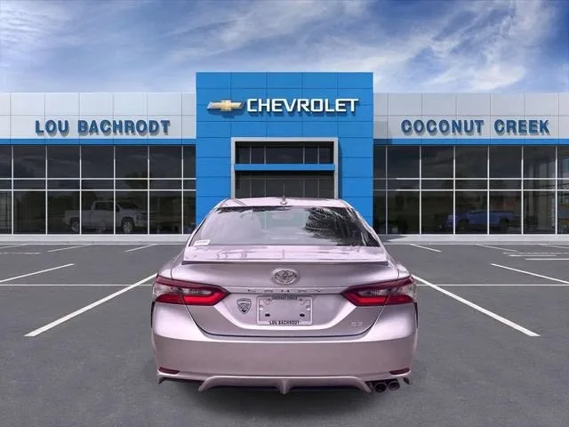 2024 Toyota Camry SE photo 7