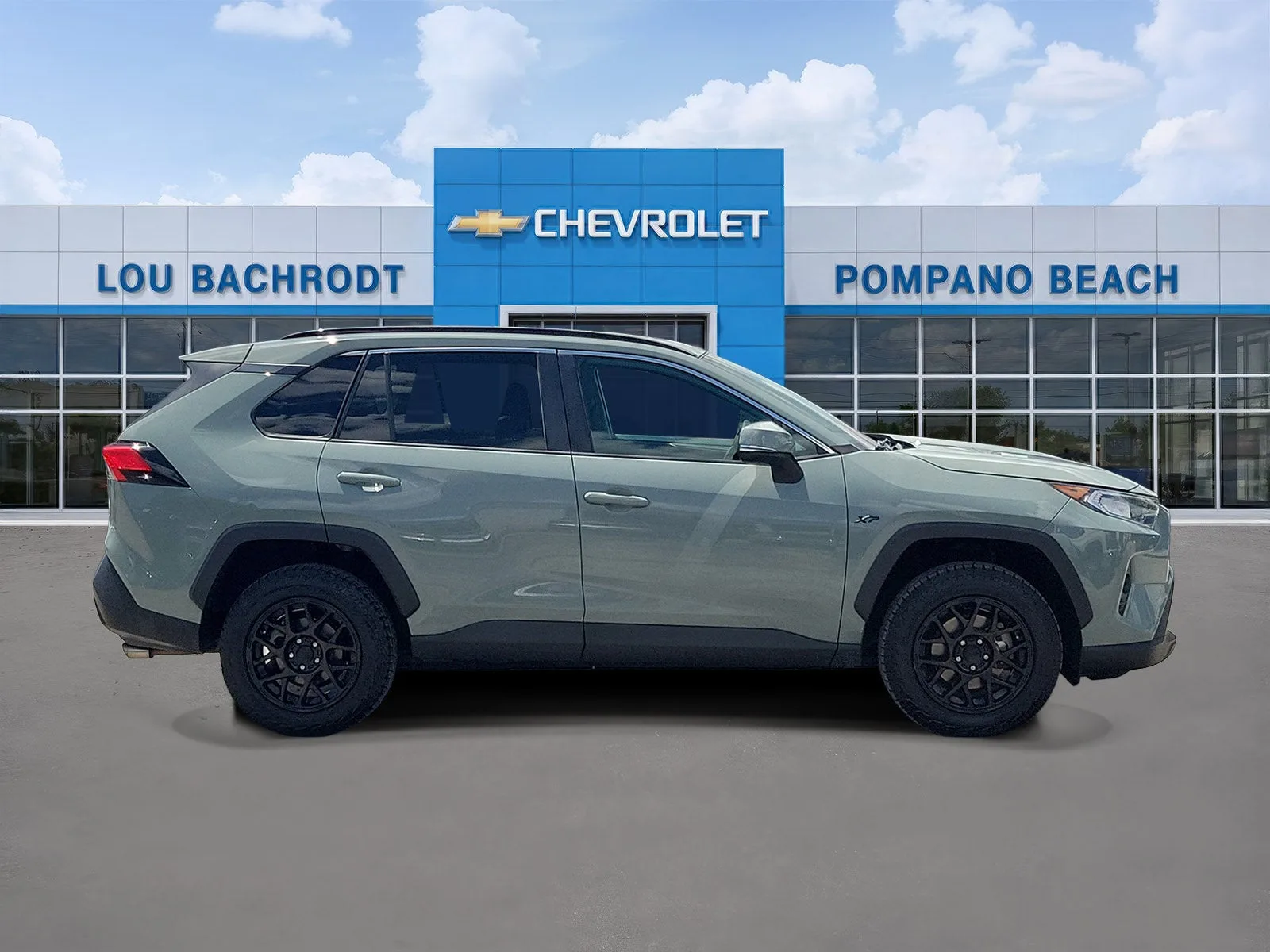 2021 Toyota RAV4 XLE photo 2