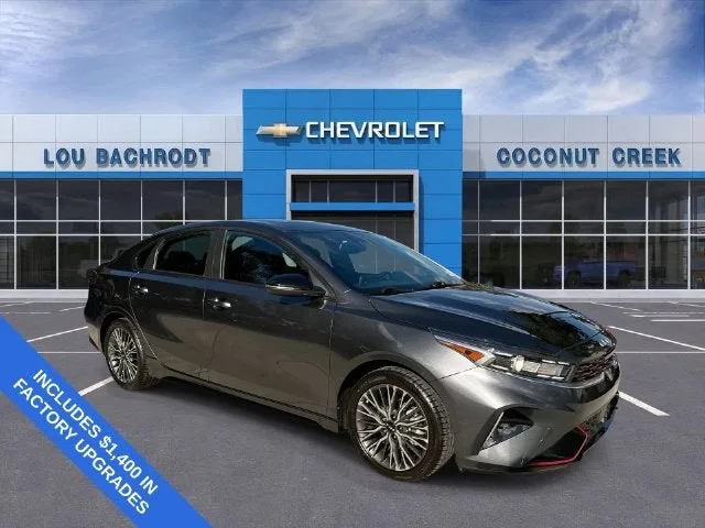 2024 Kia Forte GT-Line photo 2