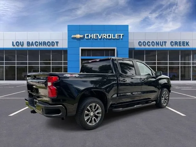 2023 Chevrolet Silverado 1500 RST photo 8