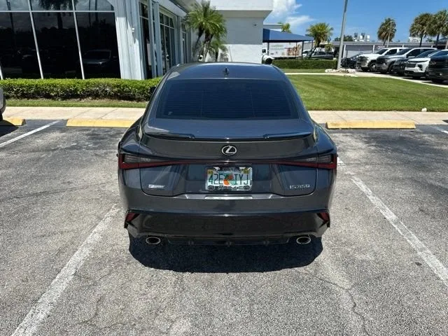 2021 Lexus IS IS 350 F SPORT photo 13