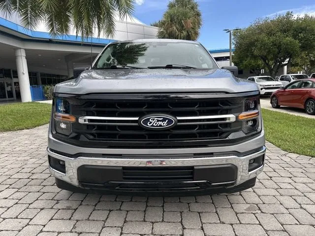 2025 Ford F-150 XLT photo 19