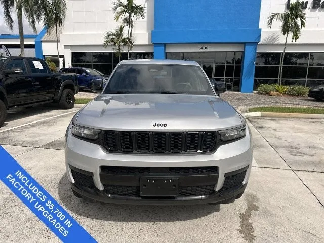2023 Jeep Grand Cherokee L Altitude photo 18