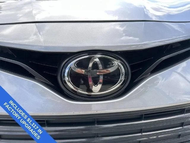 2023 Toyota Camry LE photo 10