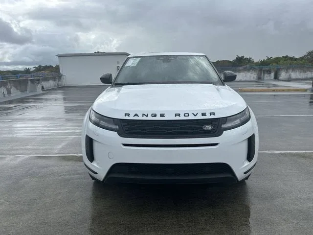 2024 Land Rover Range Rover Evoque Core S photo 31
