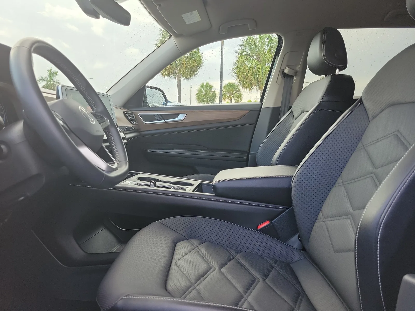 2024 Volkswagen Atlas 2.0T SE photo 20