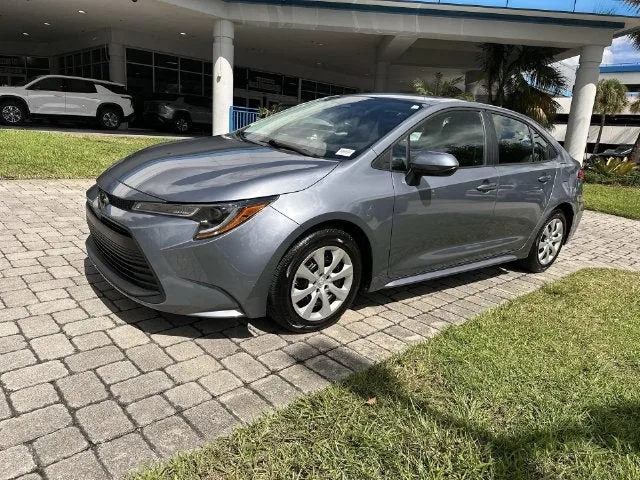 2024 Toyota Corolla LE photo 21